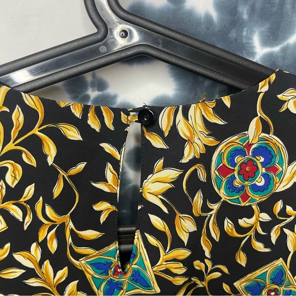 Vintage Notations Gold Leaf Pattern Blouse - Picture 5 of 6